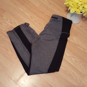 Lululemon workout capris
